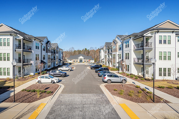 1700-red-grove-int3045