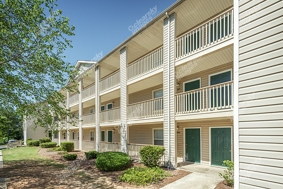 cypress-run-columbia-apts-ext-5724