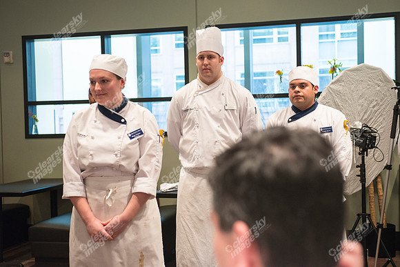 group-judging-286