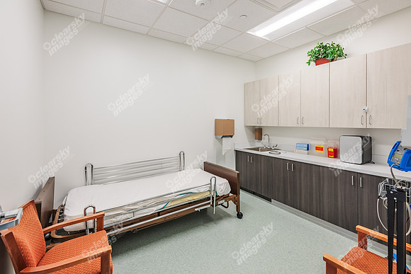 10635-park-int2895