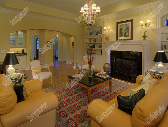 7605 Stonecroft Living 02
