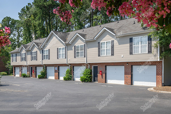 34-woodcross-ext10976