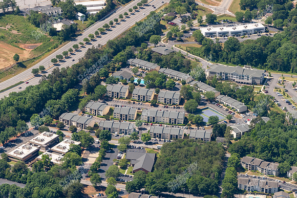 ivy-lakeside-air-8784