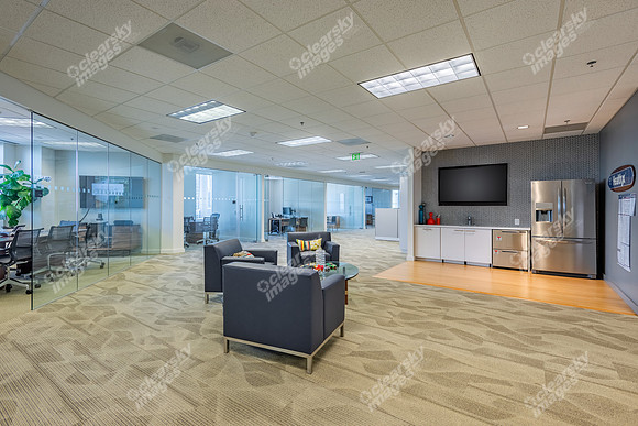 525-n-tryon-int1114