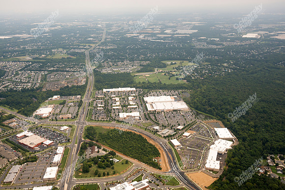 rivergate-shopping-center-081614-461