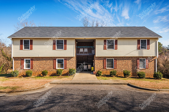 804-mcmakin-ext-3473