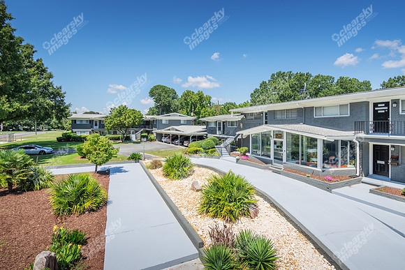1306-leon-ext23600