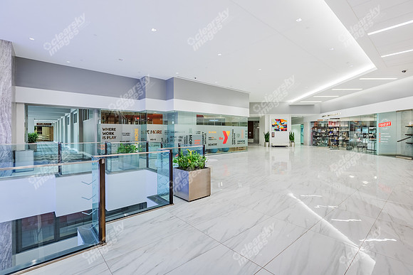 301-s-college-int7104
