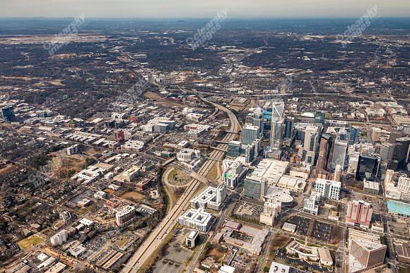 600-s-tryon-air-2378