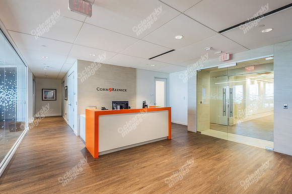 525-n-tryon-int0989