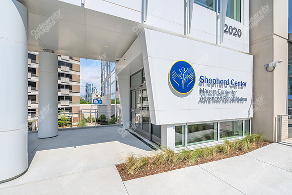 2060-peachtree-ext0650