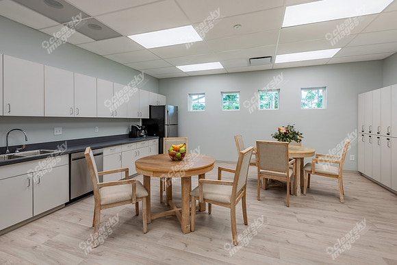 CarolinaPetsAnimalHospital_Staff_Lounge331