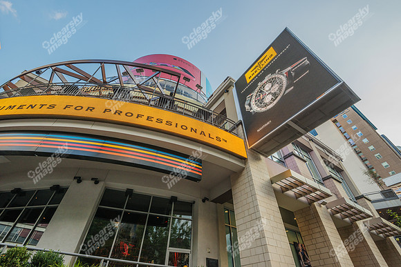 epicenter-signs-day-01