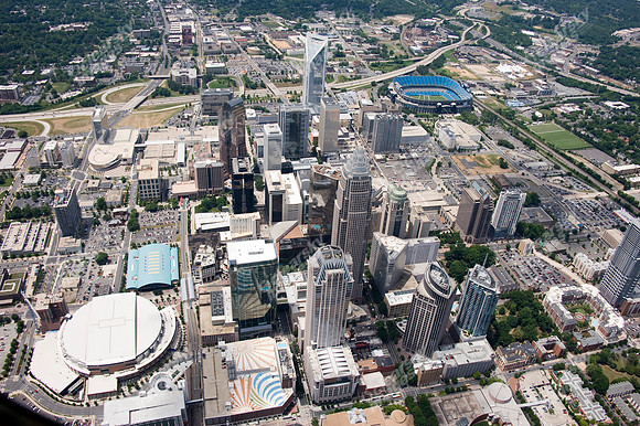 charlotte-airplane-skylines-2010-05-044
