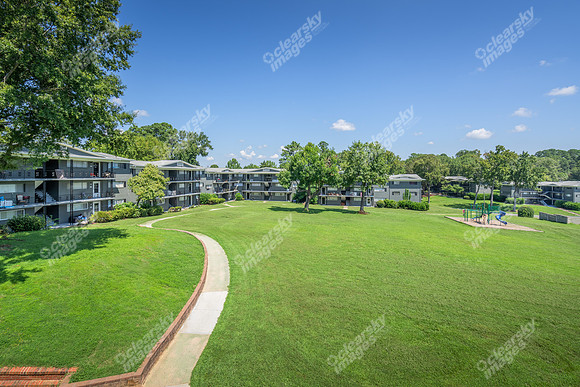 1306-leon-ext23480