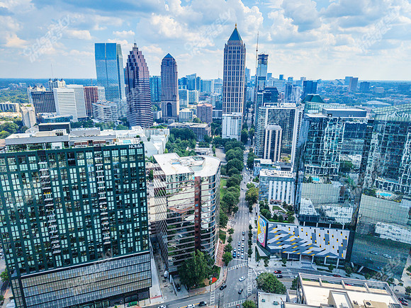 1349-w-peachtree-drn0896