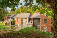 reagatta-lake-lynn-apts-11