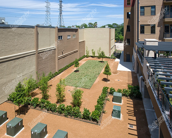 2121-mid-lane-apts-8199