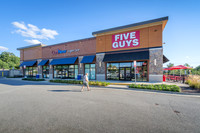 12300-w-broad-tri3285