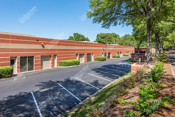 9303-monroe-portfolio-ext7563