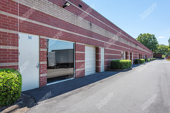 9305-monroe-portfolio-ext7593