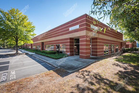 9311-monroe-portfolio-ext7656