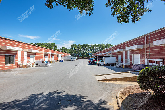 9313-monroe-portfolio-ext7665