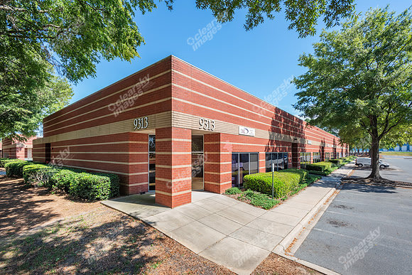 9313-monroe-portfolio-ext7674