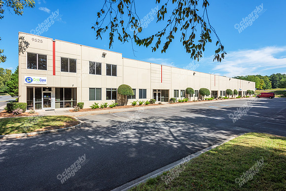 9525-monroe-portfolio-ext7764