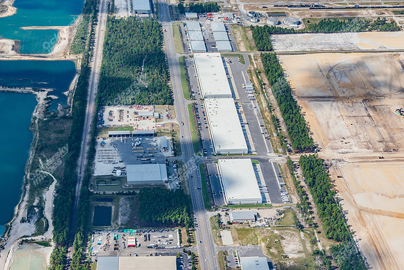 3940-hwy-421-air4472