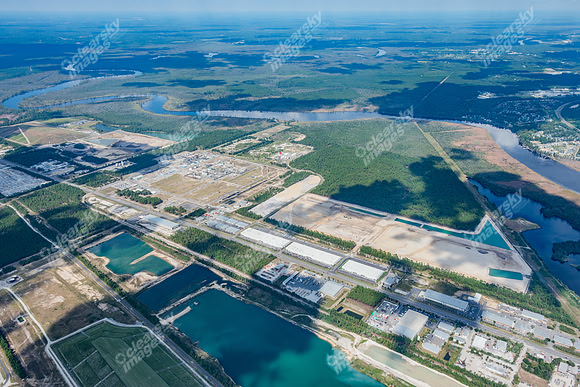 3940-hwy-421-air4471