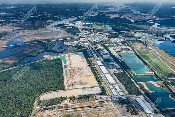 3940-hwy-421-air4485