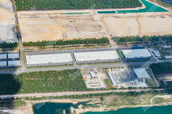 3940-hwy-421-air4493