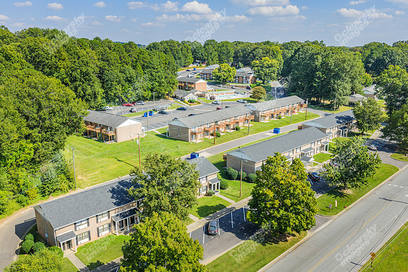 1024-ashwood-drn0934
