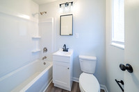 1024-ashwood-int1015