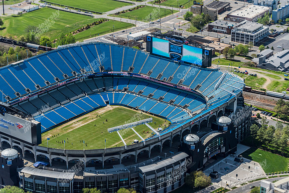 boa-stadium-scoreboard-0415-3759