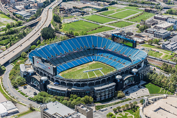 boa-stadium-scoreboard-0415-3761