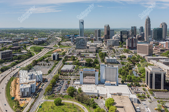 charlotte-uptown-cbd-041115-3786