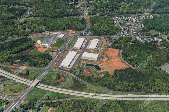 steele-creek-commerce-park-041115-3912