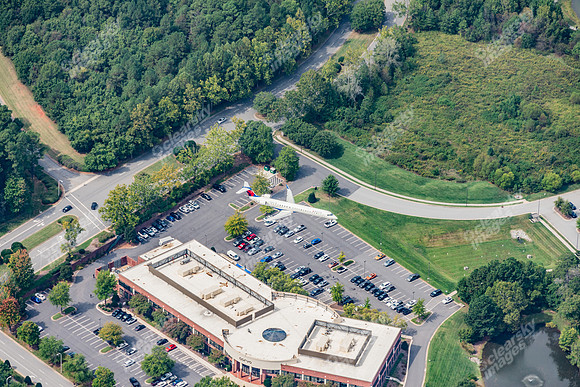 7800-thorndike-air4595