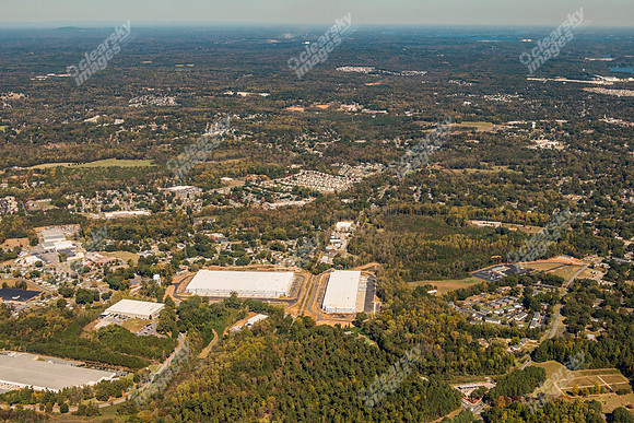 192 Woodlawn-air8478