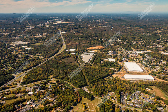 192 Woodlawn-air8488