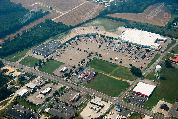 clinton-shopping-air-0711-905