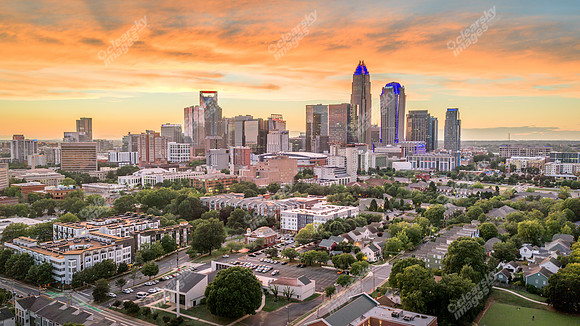 charlotte-skyline-drn0032