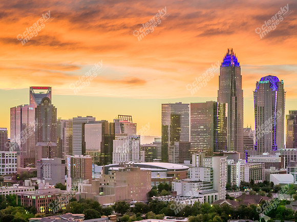 charlotte-skyline-drn0035
