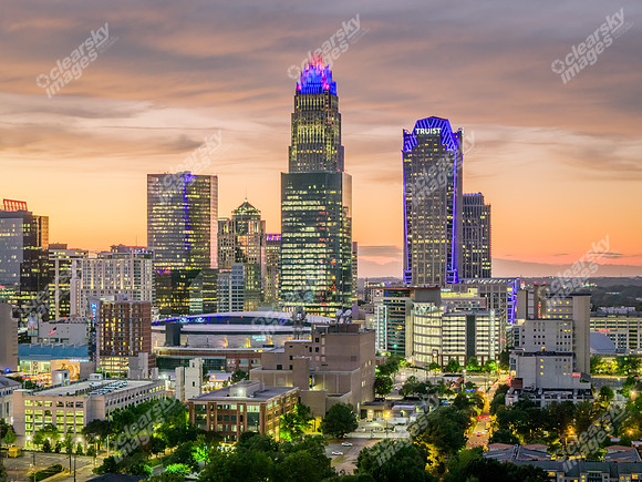 charlotte-skyline-drn0045