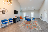 2295-pineview-int1455