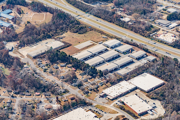 300-habersham-air8470