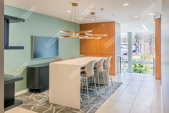 401-mccullough-int4035