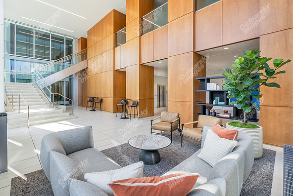 401-mccullough-int4295